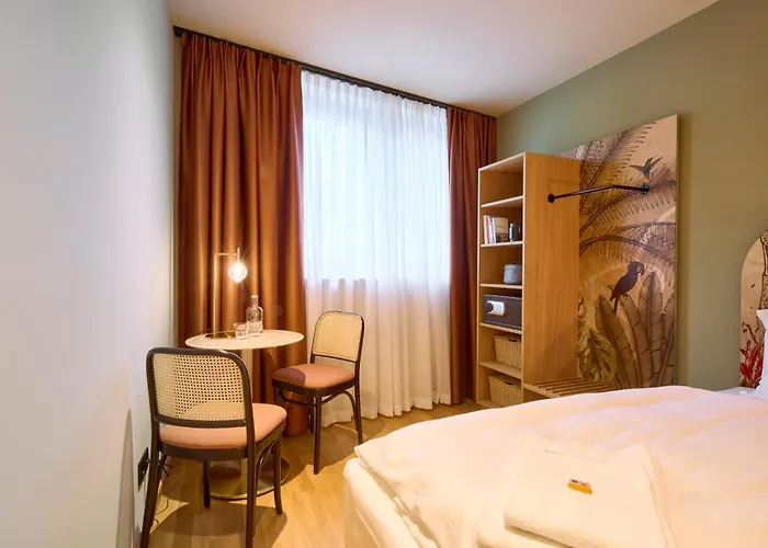 Karol Hotel 4*